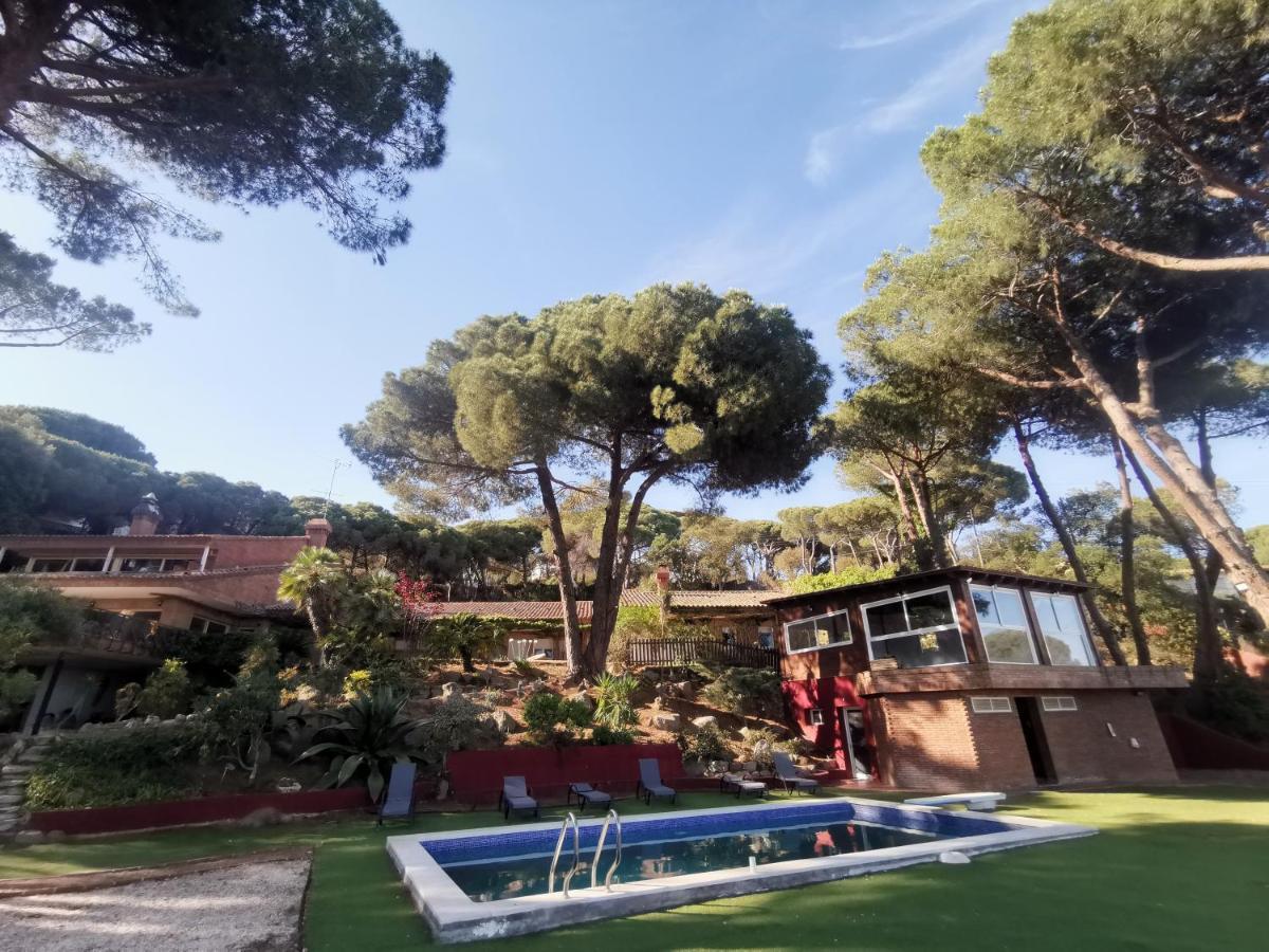 מטארו Villa Maresme & Villa Rosa מראה חיצוני תמונה