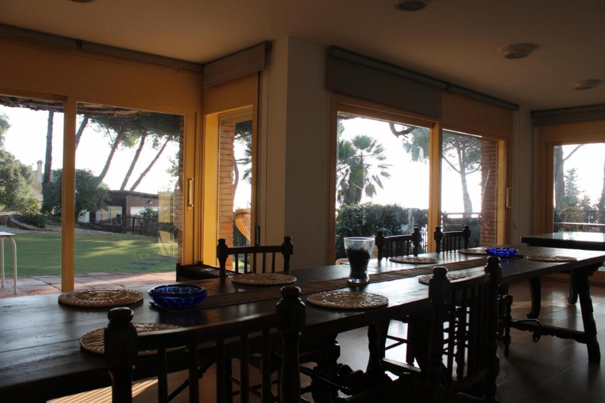 מטארו Villa Maresme & Villa Rosa מראה חיצוני תמונה